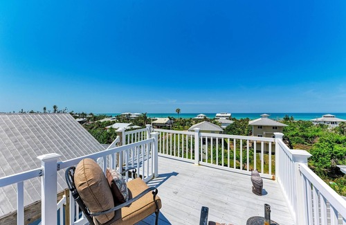 Placida House | 360* Views at "LGI Paradise" ~ Screened Porch w/Hot Tub, Golf Cart included