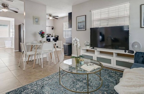 Virginia Park House | 3606 w bay to bay · Beautiful home! walk to bayshore/spacious backyard