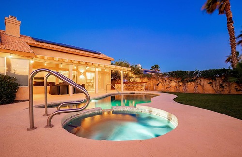 Rancho Del Oro House | 360° Mountain Views, Heated Pool & Spa, Firepit