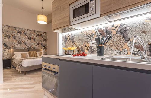 Repubblica Apartment | 37 Colosseum Apartment