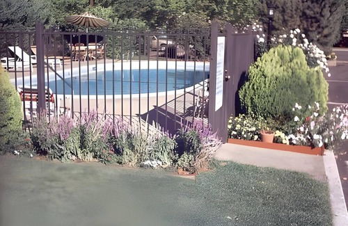 Yreka Hotel | 37 m² Motel ∙ 8 guests