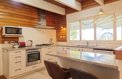 Taupaki House | 375 Taupaki Road, Taupaki