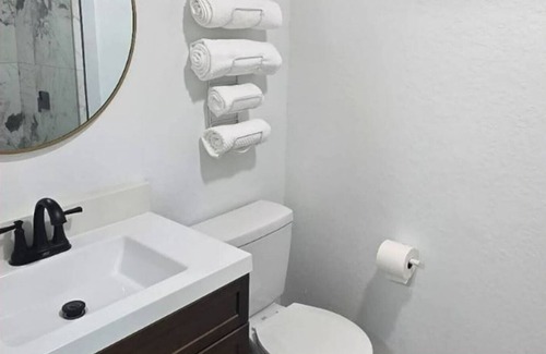 Clearwater Apartment | #38 Belcher unit 2
