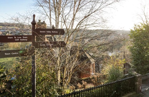 Bridgnorth Cottage | 38 ST. MARYS STREET, family friendly in Bridgnorth