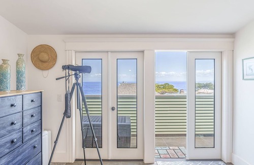 Pacific Grove House | 3887 Just Coast'n - Just a Few Steps to the Bay