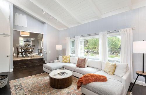 Del Monte Forest House | 3890 Cypress Rest home
