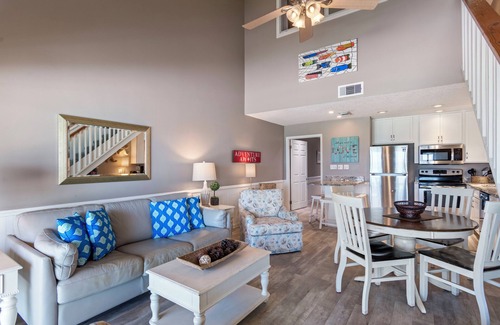 Crystal Beach Condo | 39- Recharge your happiness in this beautiful BEACH FRONT Condo!