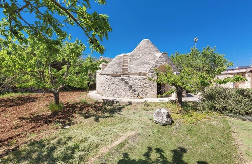 Noci House | 3903 MT - Trullo Pozzo Diomede by BarbarHouse