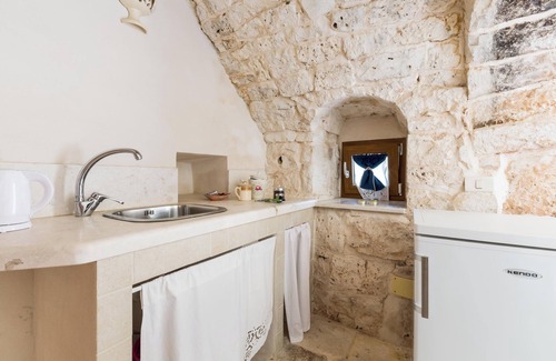 Noci Apartment | 3904 MT - Trullo del Melograno by BarbarHouse