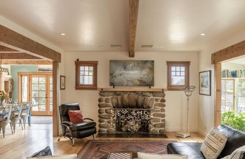 Pacific Grove House | 3922 Pelican Gate home