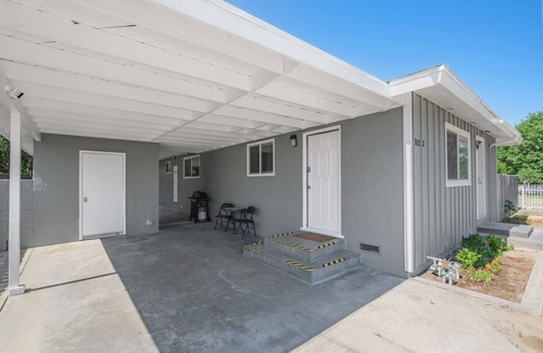 Fresno House | 3B/2Bth, Upgraded w Everything New, EasyA to US99