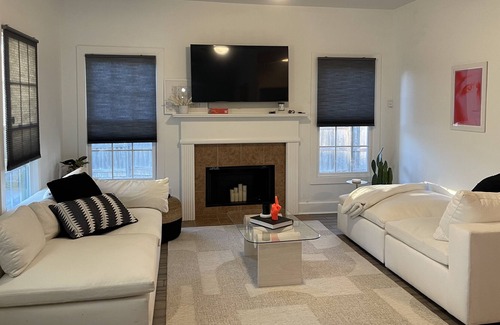 Washington Park House | 3B/3B Historical bungalow 1 mile from Mercedes-benz stadium