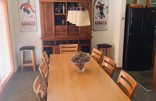 Mammoth Lakes Condo | 3B/3BA The Village At Mammoth, Corner Suite In The Clock Tower, Amazing Location