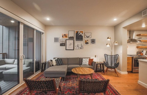 Heart of Missoula House | 3B/3BA Townhome in the Heart of Downtown w/Garage