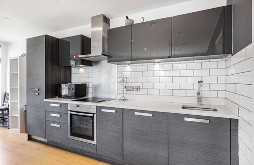 De Beauvoir Apartment | 3BD Canalside Flat in De Beauvoir Town
