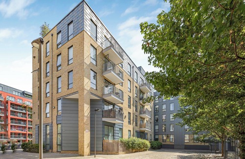 De Beauvoir Apartment | 3BD Canalside Flat in De Beauvoir Town