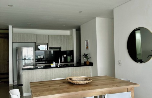 Cartagena District Apartment | 3BD Condo-Amazing View-Modern APT-Luxury Building-Bocagrande-6pax