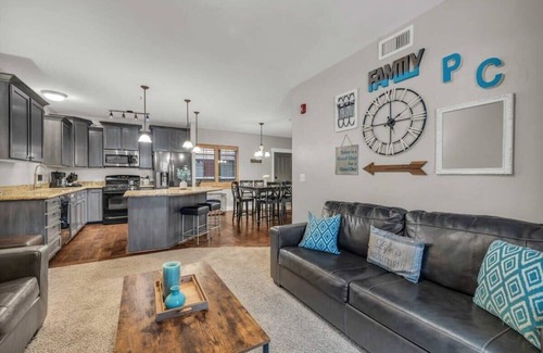 Bear Hollow Village Condo | 3BD Olympic Park Condo on FREE Shuttle Line
