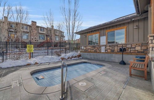 Bear Hollow Village Condo | 3BD Olympic Park Condo on FREE Shuttle Line