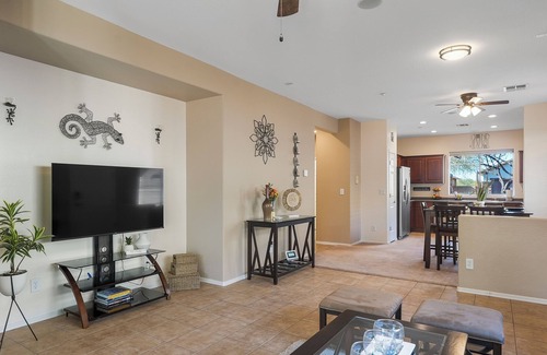 Anthem House | 3bd - Seasonal Stays-Country Club - Peaceful & Private Yard
