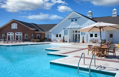 Williamsburg Condo | 3BD/Williamsburg Governor's Green - Memorable Stay