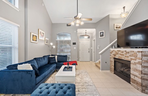 Round Rock House | 3BD2.5B *Amazing Pool*Fully Furnished*IH35 Access