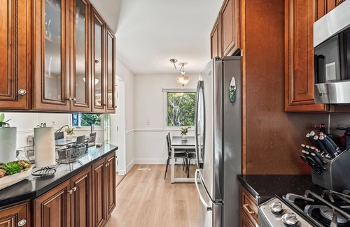 St. Louis Park House | 3bdr home, super-clean, cozy backyard, by Westends