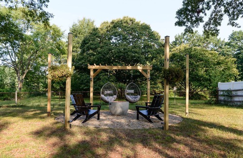 Cornelius House | 3Bed/2Bath home with new interior design, & backyard Oasis. Minutes to the lake!