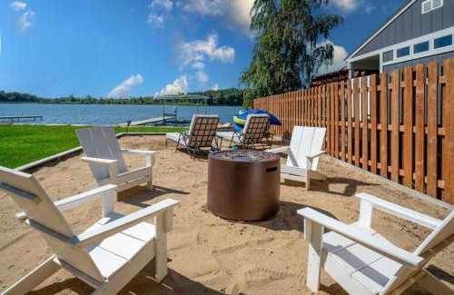 Fox Lake House | 3Bed 2Bath Luxury Lake House on Myers Bay Private Pier Beach Firepit and Deck