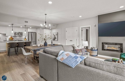 Dead Man's Flats Condo | 3Bed/2Bath Sparrowhawk (West facing) -Sleeps 8