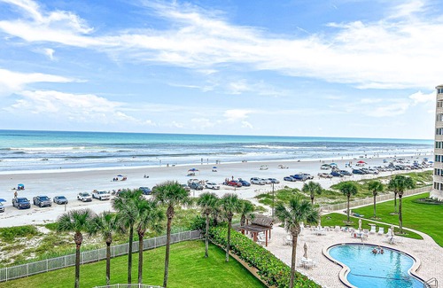 Horton Shores Condo | 3bed/3bath BOHO BEACH FRONT CONDO, PREMIUM LOCATION, walking distance to Flagler