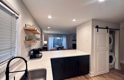 Hanover Place House | 3bed 3bath Coastal Bliss: 5mins to Wrightsville Beach