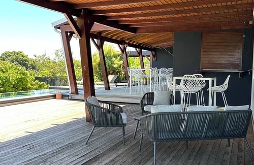 Lamentin Villa | 3bed villa, pool, spa and sauna