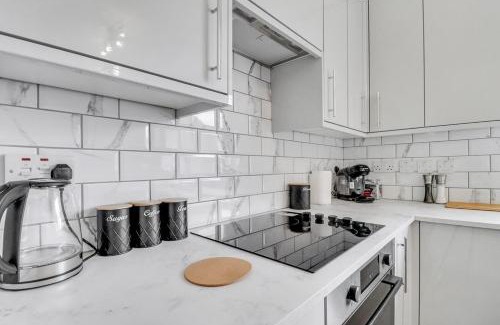 Hainault House | 3bedEscape-Work&Relax-Free Parking-Travel links