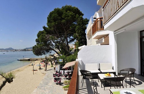 Puerto de Pollensa Condo | 3bedroom 3bathroom modern apartment with great views of the sea and free Wifi