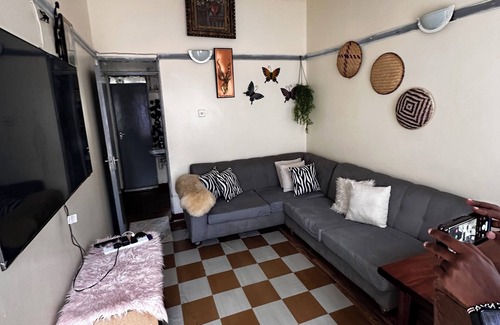 Meru House | 3Bedroom Cozy Tranquil abode in spectacular Meru with fitness room and AC