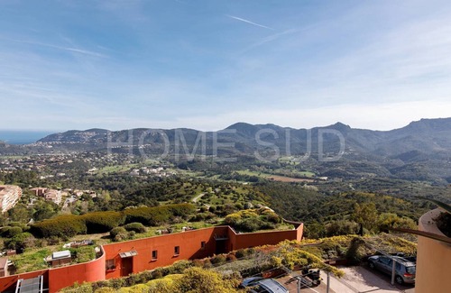 Mandelieu-La-Napoule Apartment | 3bedrooms with sea view and private pool