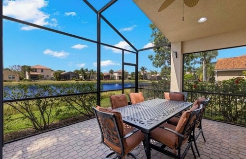 Botanica Lakes House | 3Beds and 2Baths Beautiful and Comfort Home for Your Vacation.