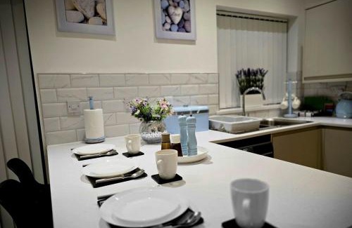 Liverpool Apartment | 3BR 1BA Liverpool Home Sleeps 8 w DrivewayParking