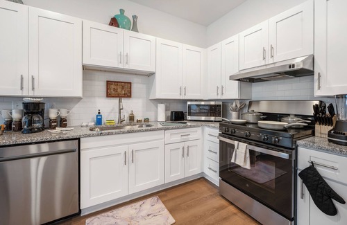 Yulee Apartment | 3BR - 1st Floor - Pool Gym Bikes 12+ Miles of Nature Trails & Grill!