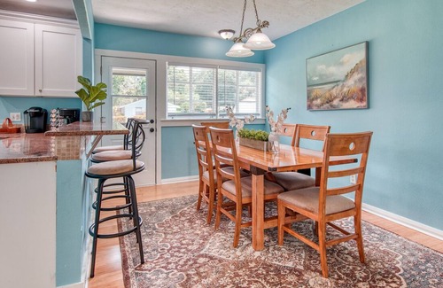 West Bradenton House | 3BR/2.5BA Beach Home near Sand & Sunsets