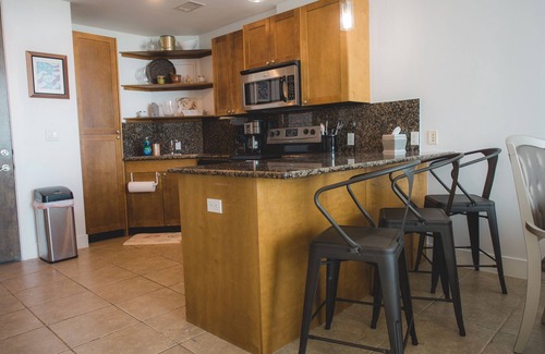 Galveston Condo | 3BR/2BA Beachfront Unit with Amazing Amenities