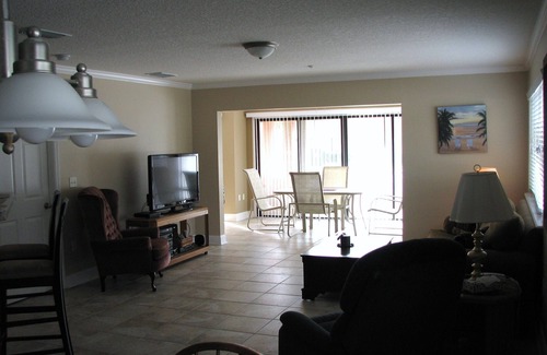 Welaka Condo | 3BR/2BA Condo on the St Johns River-Welaka Resort Living