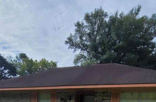 Park Forest - LA North House | 3BR/2BA House in quiet neighborhood