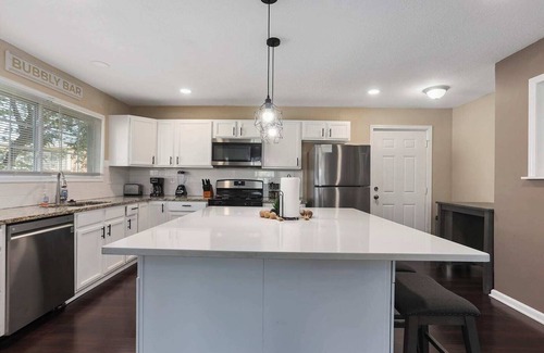 Rosedale House | 3BR/2BA Spacious Home Near KUMed Finished Basement