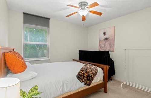 Southside House | 3br 2bath near Town Center