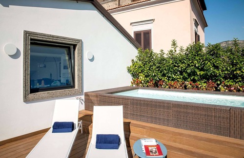 Sant'Agnello Apartment | 3BR 3BT Luxury Penthouse, great view, private pool and terrace, close the sea