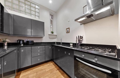 St. Johns Wood Apartment | 3Br Apartment-Regents park-baker street-lords cricket ground MB1