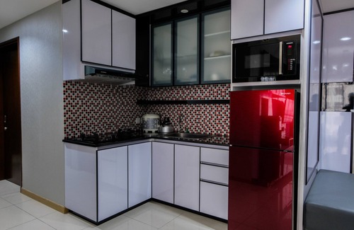 Tangerang Apartment | 3BR Apartment with Pool View at M-Town Residence