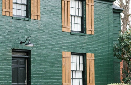 Montgomery Apartment | 3BR Apt in Cloverdale Near Alabama State Capitol